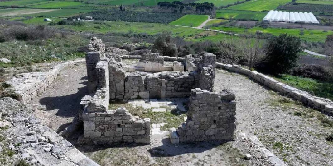 Tam 500 yıllık geçmişe sahip mescit: Antalya’daki kazılarda ortaya çıktı 5